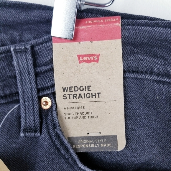 Levi's A09770007 Wedgie Straight Black Jeans NWT - Picture 10 of 13